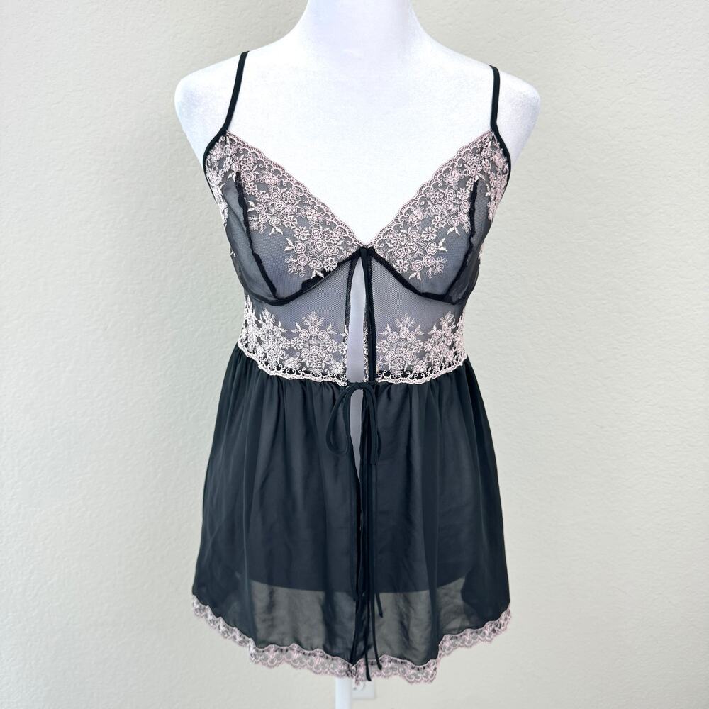 Victoria's Secret Black and Blush Lace Chemise